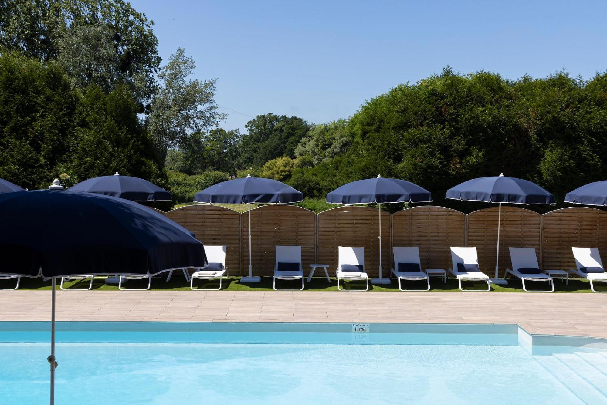 Hotel Les Jardins De Deauville Saint-Martin-aux-Chartrains Exteriör bild